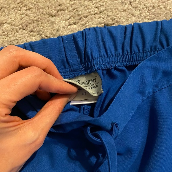 Grey’s Anatomy scrub pants - Picture 3 of 3